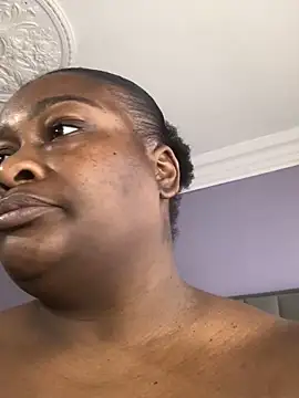 bustytitsxxx online show from 10/30/25, 07:06