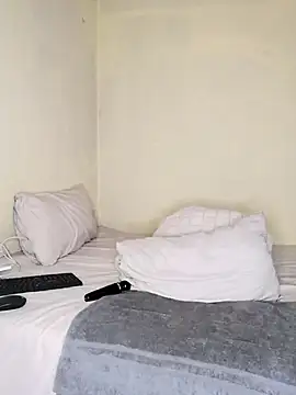 bustytitsxxx online show from 07/25/26, 08:00