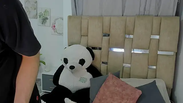 Black Rose2 online show from 04/22/26, 12:01