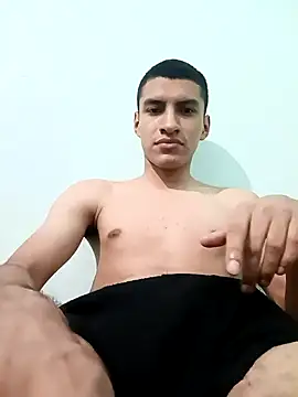 Rogersmit2 online show from 01/14/26, 03:21