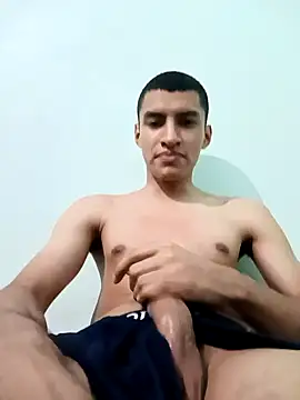 Rogersmit2 online show from 11/11/25, 04:29