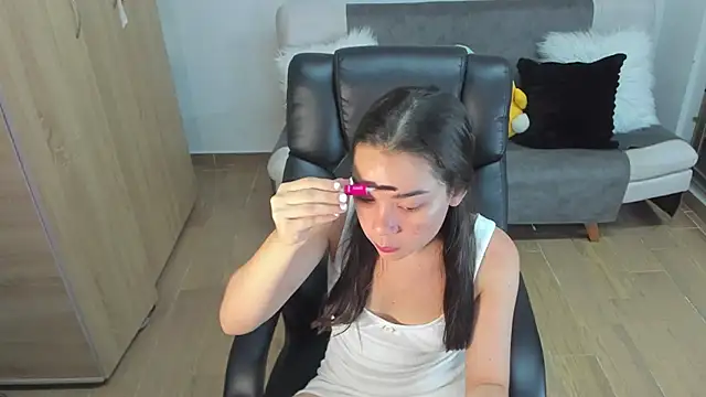 AprilDubois online show from 10/06/25, 08:31