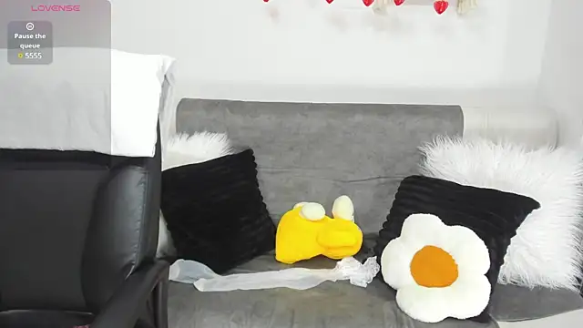 AprilDubois online show from 03/04/25, 02:42