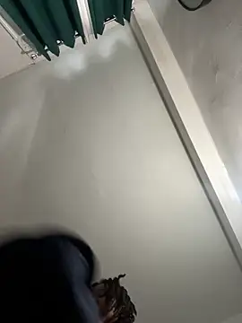 Snapshot of Goddess_Nafeesha chatting on 02/22/26, 03:35 Goddess Nafeesha online show from 02/22/26, 03:35