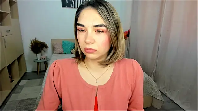 Snapshot of Alexa_Dolly12 chatting on 04/14/26, 07:24 Alexa Dolly12 online show from 04/14/26, 07:24