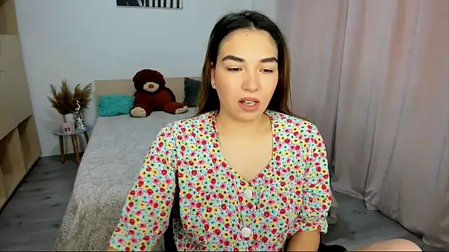 Alexa Dolly12 online show from 11/17/25, 06:50