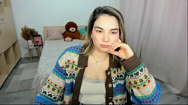 Snapshot of Alexa_Dolly12 chatting on 03/04/26, 06:32 Alexa Dolly12 online show from 03/04/26, 06:32