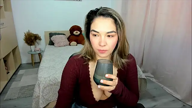 Snapshot of Alexa_Dolly12 chatting on 03/26/26, 08:01 Alexa Dolly12 online show from 03/26/26, 08:01