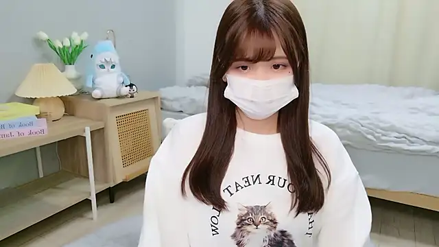 Sayuringo  online show from 11/04/25, 01:04