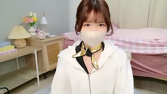 Sayuringo  online show from 02/16/26, 11:09