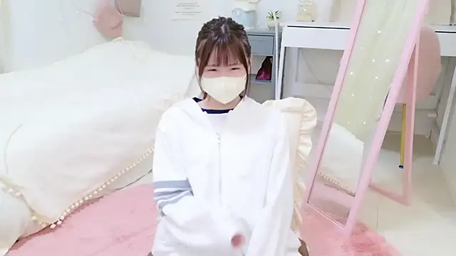 Snapshot of Sayuringo_ chatting on 03/22/25, 04:14 Sayuringo  online show from 03/22/25, 04:14