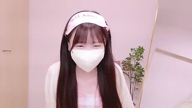 Snapshot of Sayuringo_ chatting on 03/16/25, 12:11 Sayuringo  online show from 03/16/25, 12:11