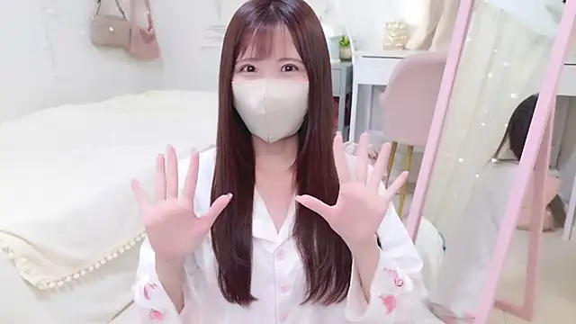 Snapshot of Sayuringo_ chatting on 12/15/24, 12:07 Sayuringo  online show from 12/15/24, 12:07