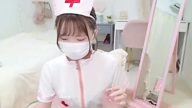 Snapshot of Sayuringo_ chatting on 02/18/25, 02:16 Sayuringo  online show from 02/18/25, 02:16