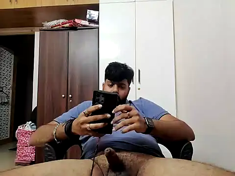 Hornie small Dick01 online show from 02/05/25, 01:54