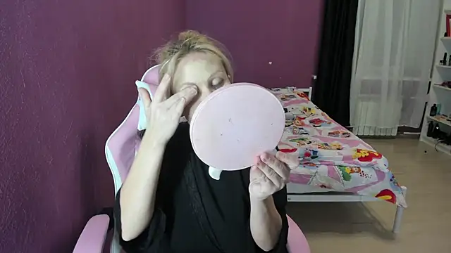 Lika8234 online show from 10/02/25, 08:23