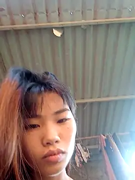 Snapshot of Lonalysexy chatting on 09/20/25, 12:37 Lonalysexy online show from 09/20/25, 12:37