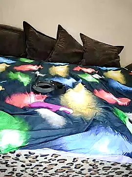 vika2323 online show from 03/16/25, 06:23