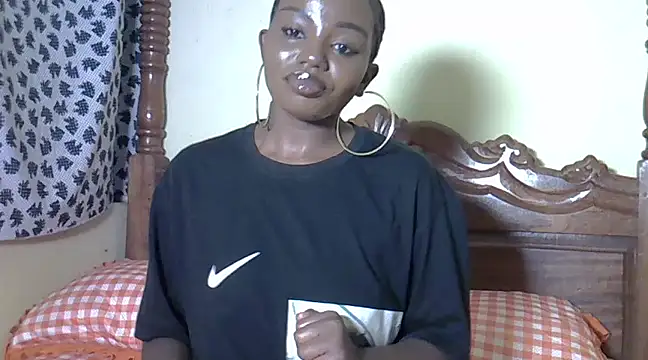 Snapshot of juicyblaqebony chatting on 02/26/25, 05:10 juicyblaqebony online show from 02/26/25, 05:10