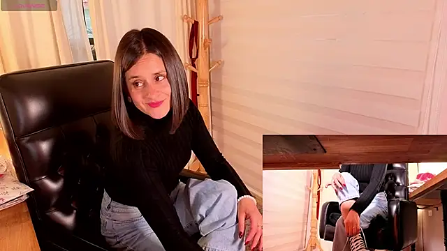 Alice milf  online show from 11/10/25, 11:04