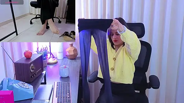 Alice milf  online show from 04/16/26, 12:06