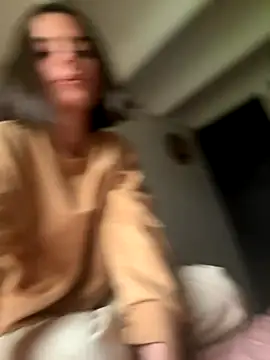 Alice milf  online show from 11/26/25, 07:25