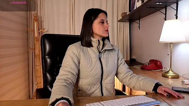 Alice milf  online show from 01/11/26, 11:06