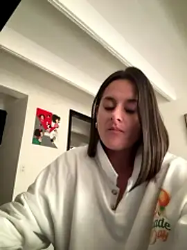 Alice milf  online show from 01/15/26, 04:32