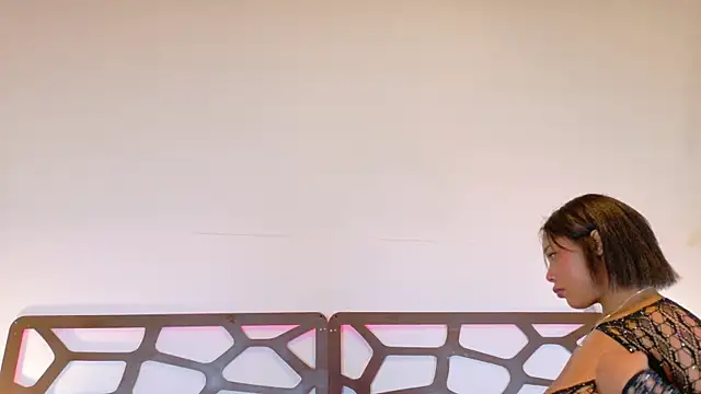 Snapshot of chantall_smith chatting on 03/19/25, 01:29 chantall smith online show from 03/19/25, 01:29