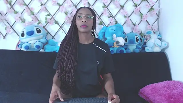 tiffany gomez9 online show from 02/03/26, 11:32