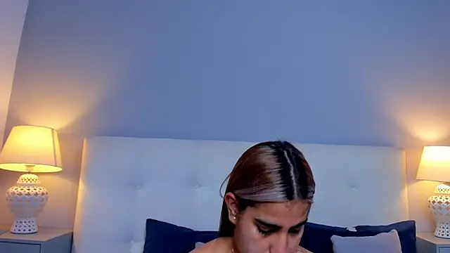 SaraaJhonsonn online show from 11/07/25, 04:11