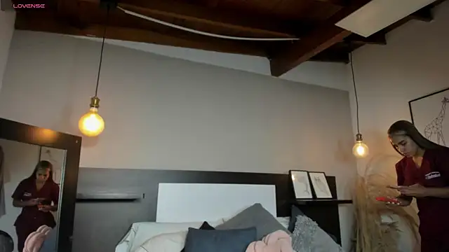 Snapshot of SaraaJhonsonn chatting on 03/31/26, 01:02 SaraaJhonsonn online show from 03/31/26, 01:02