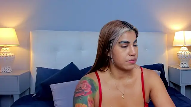 SaraaJhonsonn online show from 10/14/25, 03:01