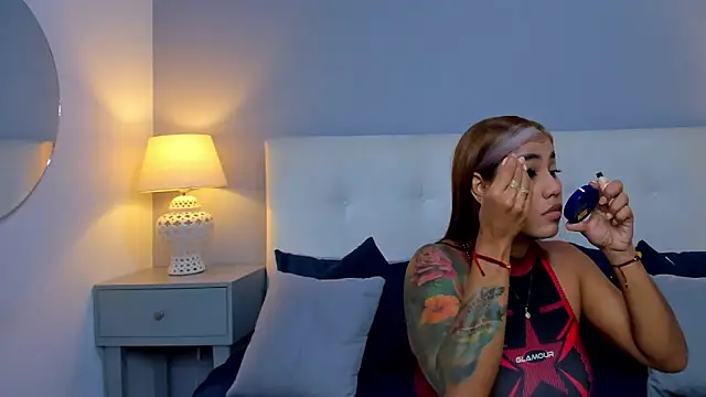 SaraaJhonsonn online show from 09/13/25, 03:45