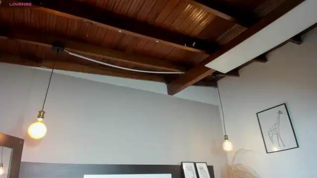 Snapshot of SaraaJhonsonn chatting on 03/23/26, 02:39 SaraaJhonsonn online show from 03/23/26, 02:39