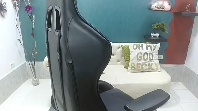 Melikasweetz online show from 02/10/25, 05:30