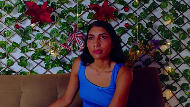 Snapshot of taty_miller chatting on 11/30/25, 07:14 taty miller online show from 11/30/25, 07:14