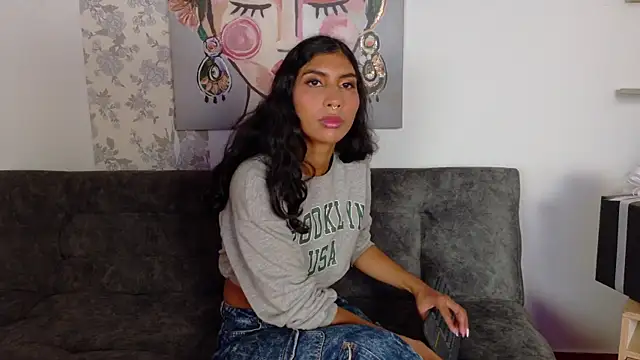 Snapshot of taty_miller chatting on 11/24/25, 08:20 taty miller online show from 11/24/25, 08:20