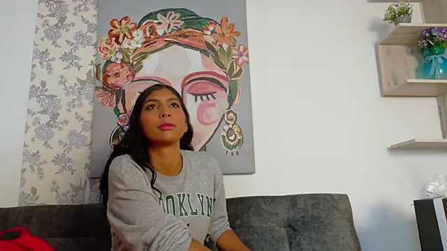 Snapshot of taty_miller chatting on 11/19/25, 08:20 taty miller online show from 11/19/25, 08:20