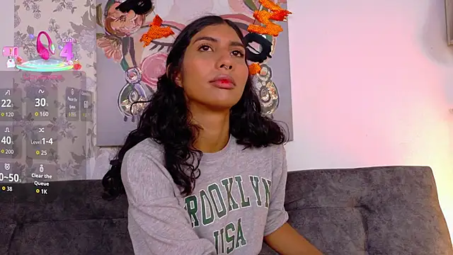 Snapshot of taty_miller chatting on 10/25/25, 08:20 taty miller online show from 10/25/25, 08:20