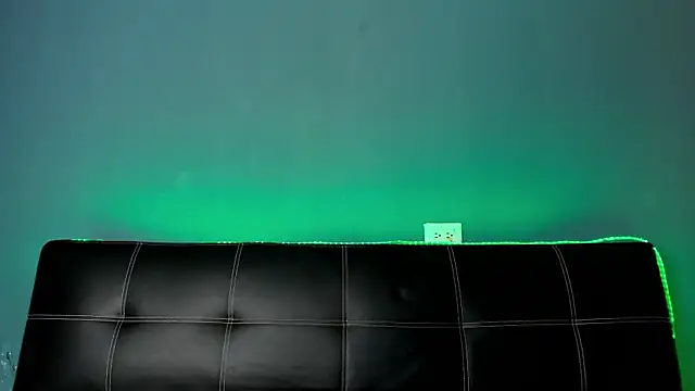 Snapshot of purplay_98 chatting on 03/26/26, 12:31 purplay 98 online show from 03/26/26, 12:31