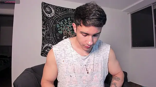 Snapshot of JayMarcos_ chatting on 02/20/25, 04:50 JayMarcos online show from 02/20/25, 04:50