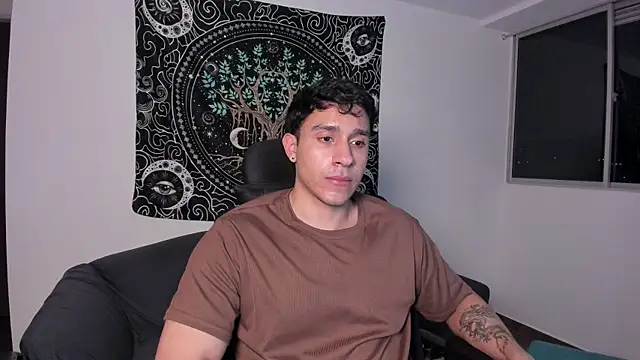 Snapshot of JayMarcos_ chatting on 02/19/25, 04:55 JayMarcos online show from 02/19/25, 04:55