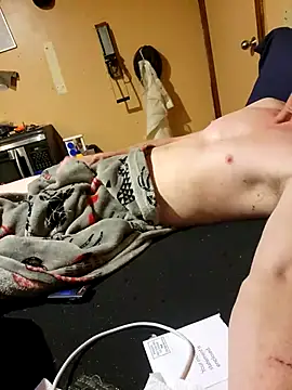 Snapshot of BigDDave6979 chatting on 03/19/25, 04:03 BigDDave6979 online show from 03/19/25, 04:03