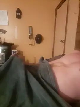 Snapshot of BigDDave6979 chatting on 02/21/25, 01:11 BigDDave6979 online show from 02/21/25, 01:11