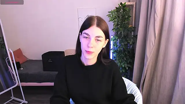 toooyour online show from 10/14/25, 10:09