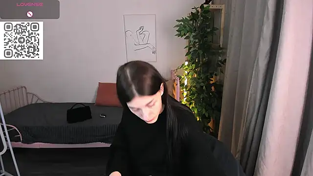 Snapshot of toooyour chatting on 11/07/25, 10:13 toooyour online show from 11/07/25, 10:13