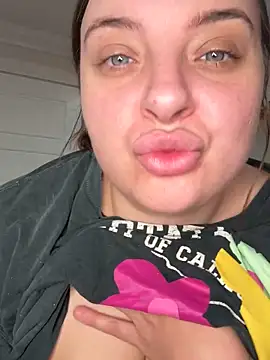 lairarose online show from 10/04/25, 02:07