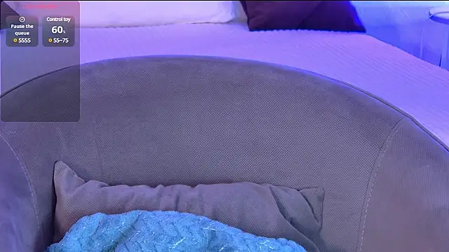 MiaBecky online show from 03/12/25, 05:24