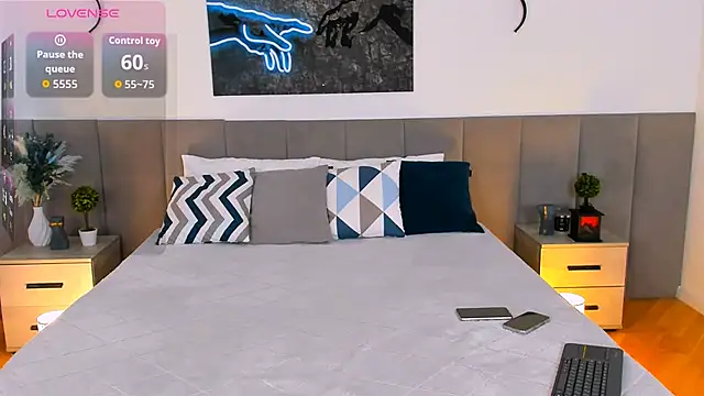 MiaBecky online show from 09/16/25, 05:30